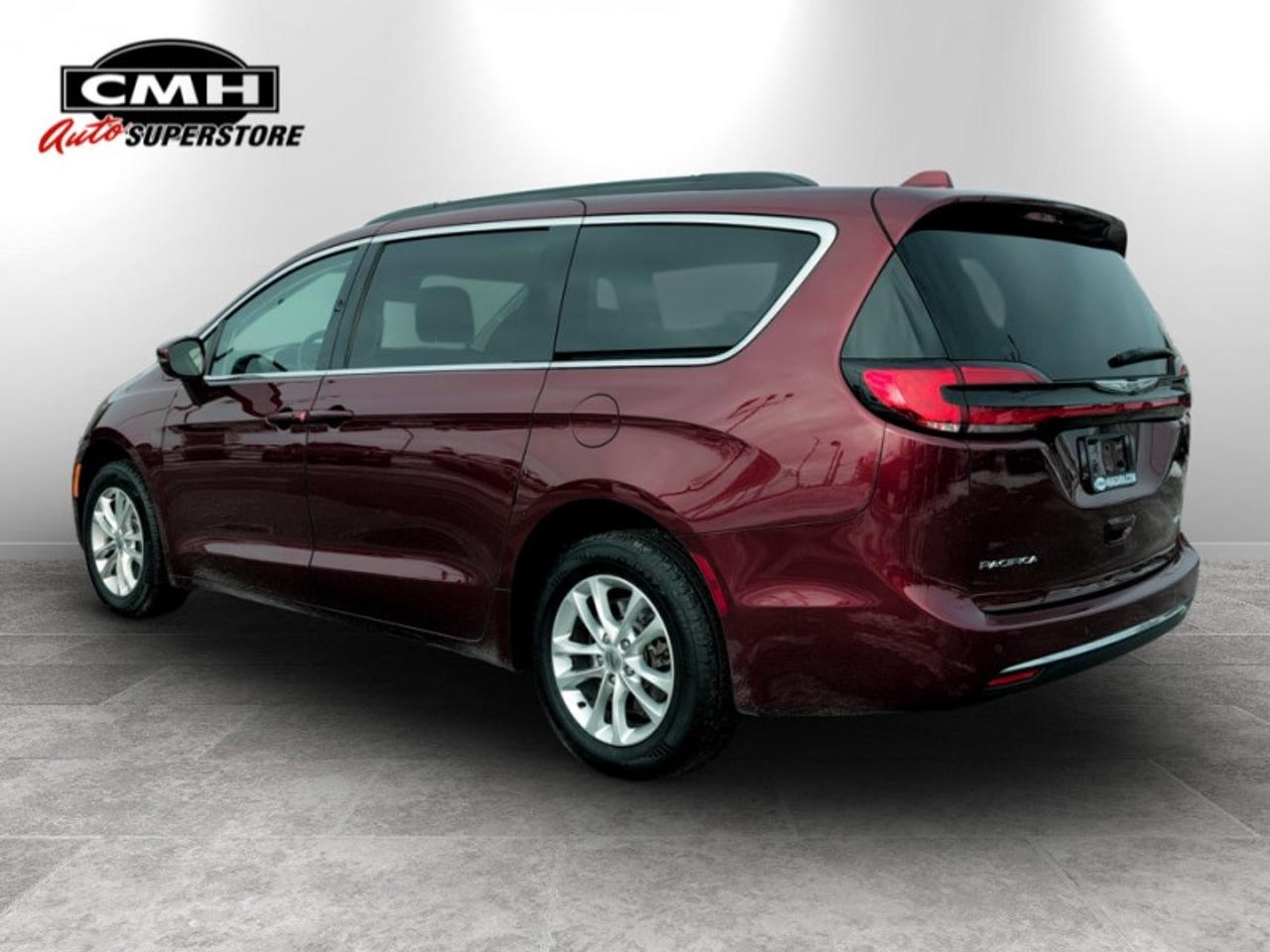 2021 Chrysler Pacifica Touring  *AWD SAFETY-TECH* Photo