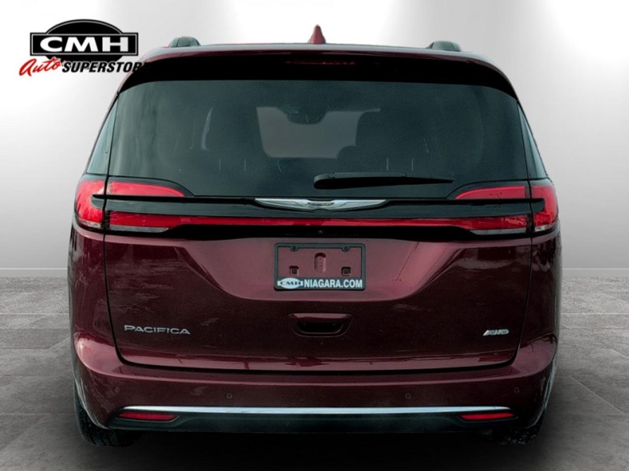 2021 Chrysler Pacifica Touring  *AWD SAFETY-TECH* Photo3