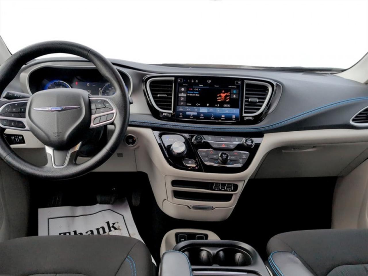 2021 Chrysler Pacifica Touring  *AWD SAFETY-TECH* Photo