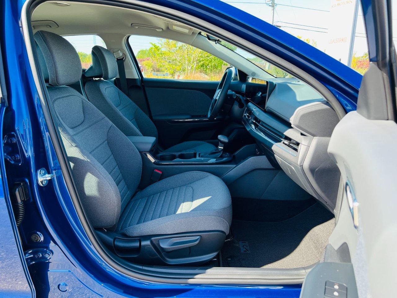 2025 Kia K4 EX Photo