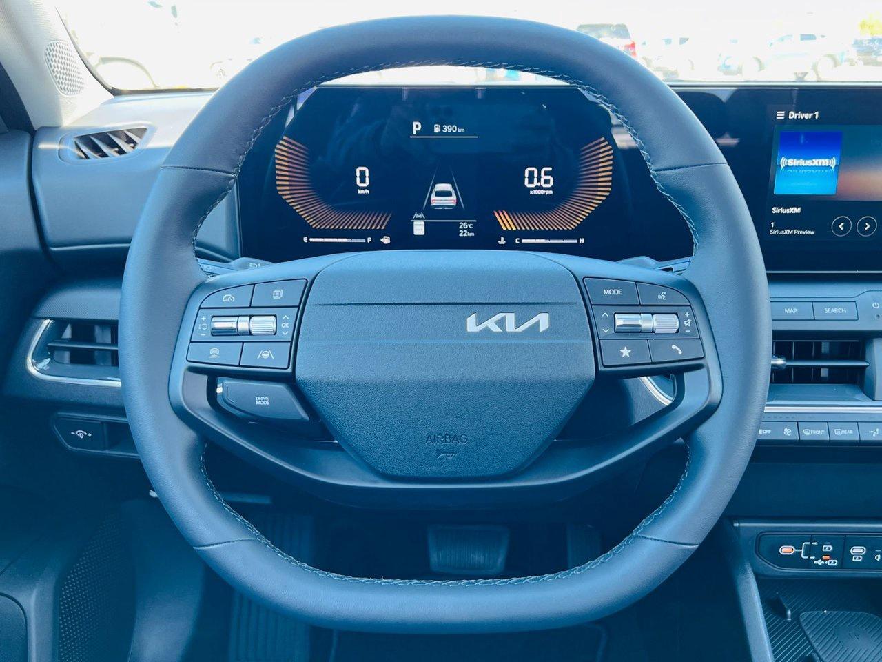 2025 Kia K4 EX Photo