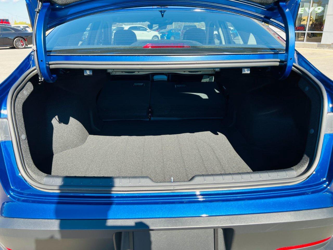 2025 Kia K4 EX Photo