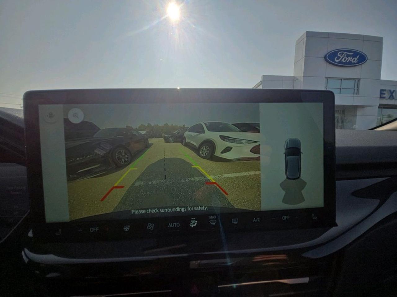 2025 Ford Escape ST-Line Photo5