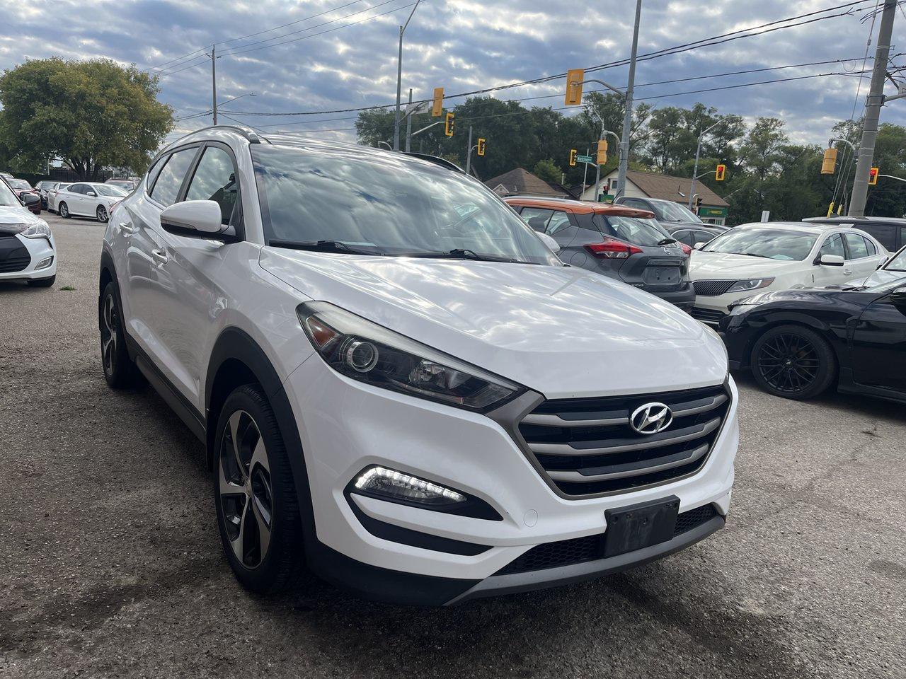 2016 Hyundai Tucson Limited Photo2
