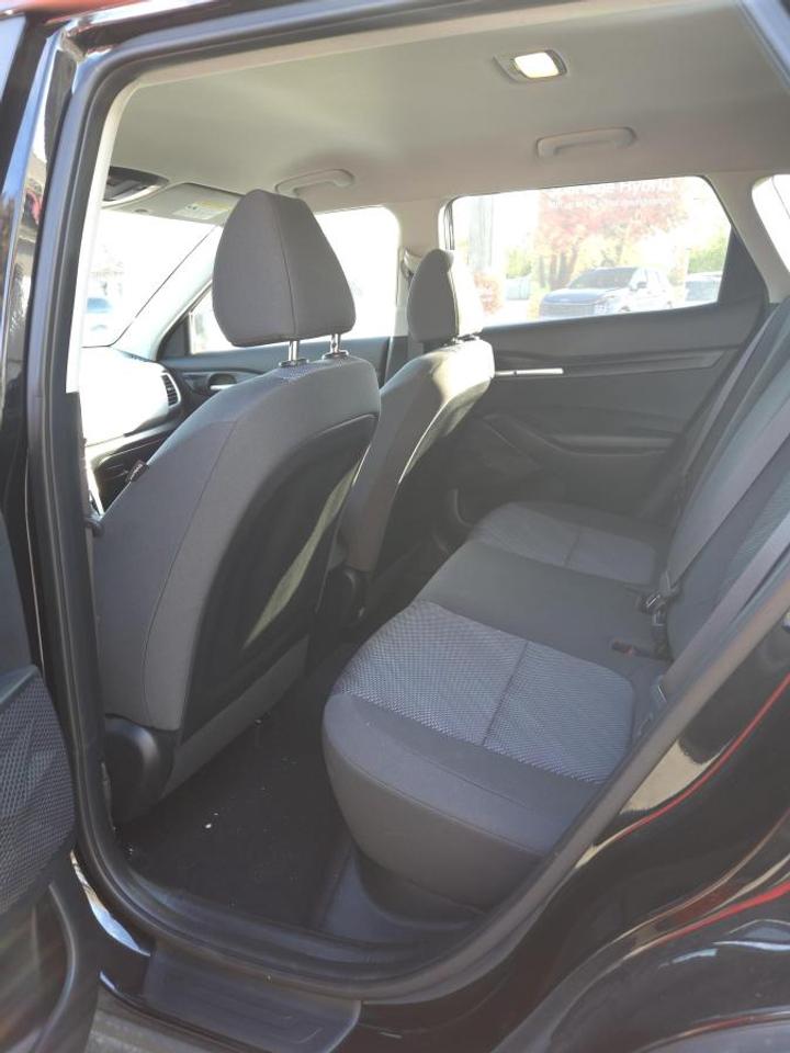 2025 Kia Seltos LX FWD Photo