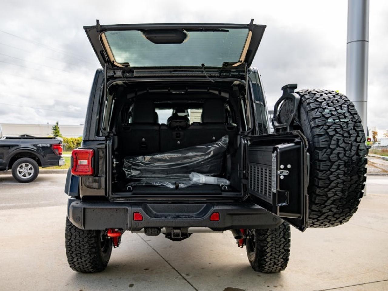 2026 Jeep Wrangler Rubicon X Photo