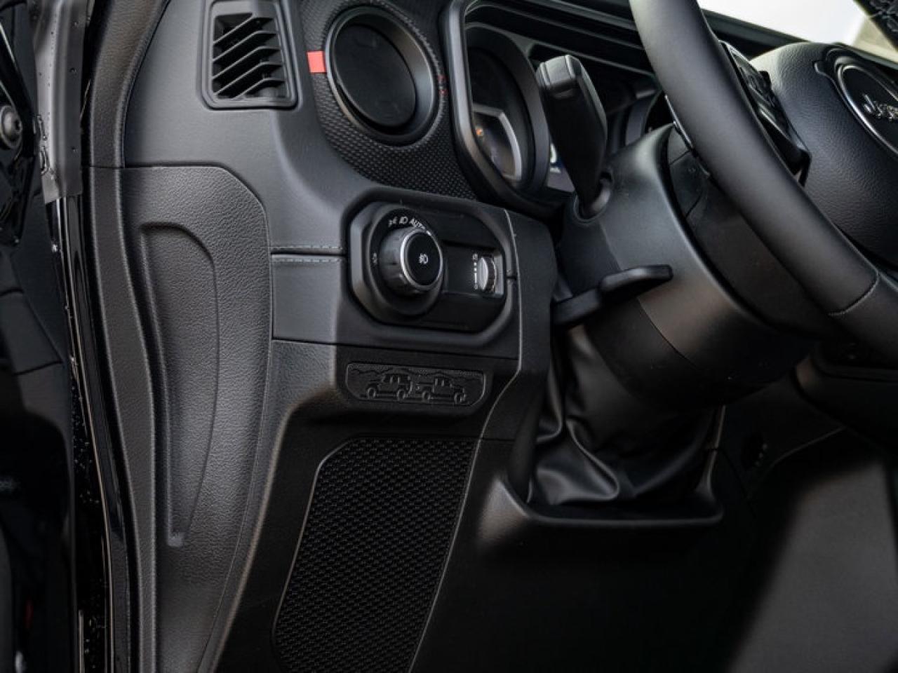 2026 Jeep Wrangler Rubicon X Photo