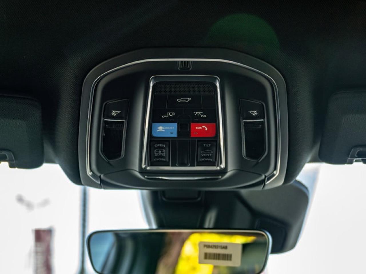 2025 Jeep Grand Cherokee Altitude Photo