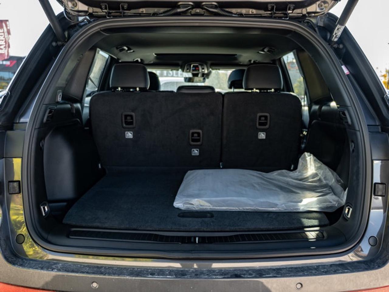 2025 Jeep Grand Cherokee Altitude Photo