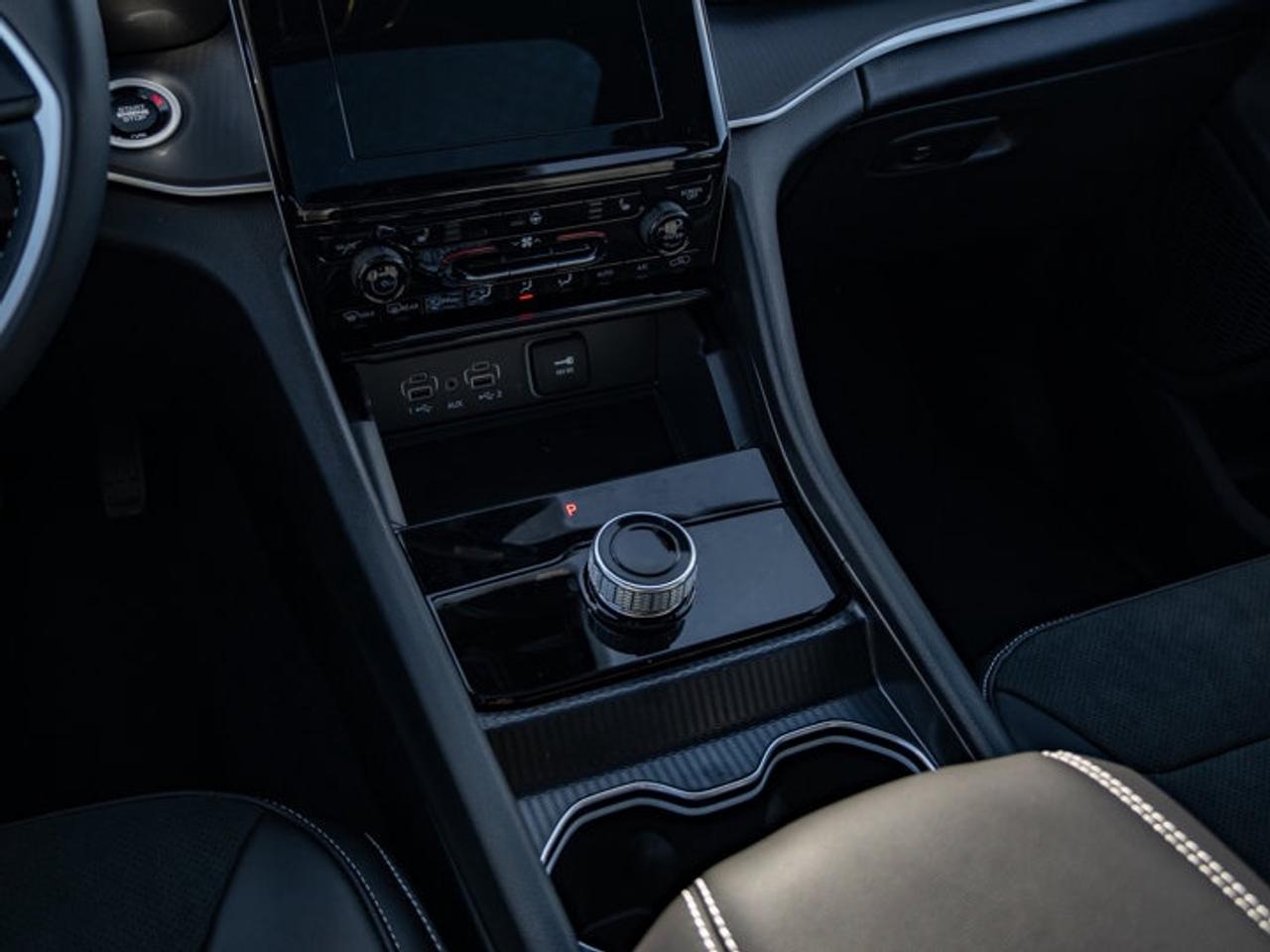 2025 Jeep Grand Cherokee Altitude Photo