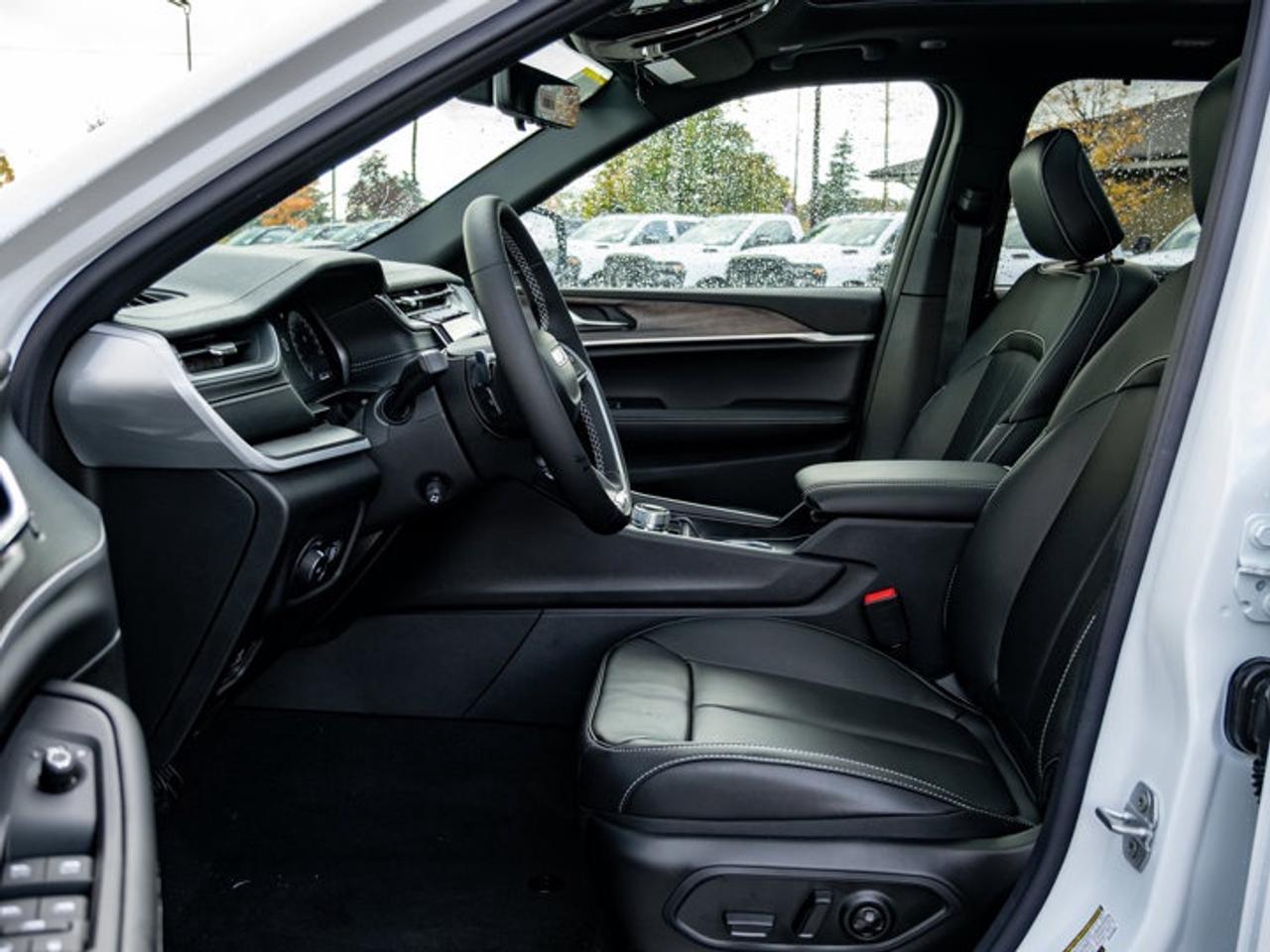 2025 Jeep Grand Cherokee Limited Photo