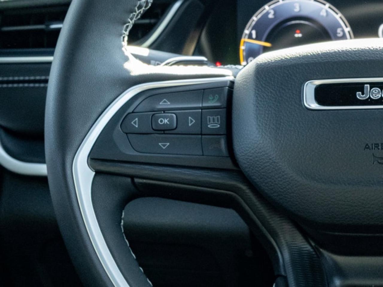 2025 Jeep Grand Cherokee Altitude Photo