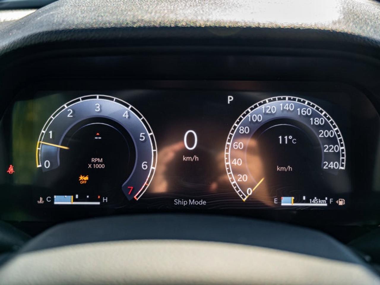 2025 Jeep Grand Cherokee Altitude Photo3