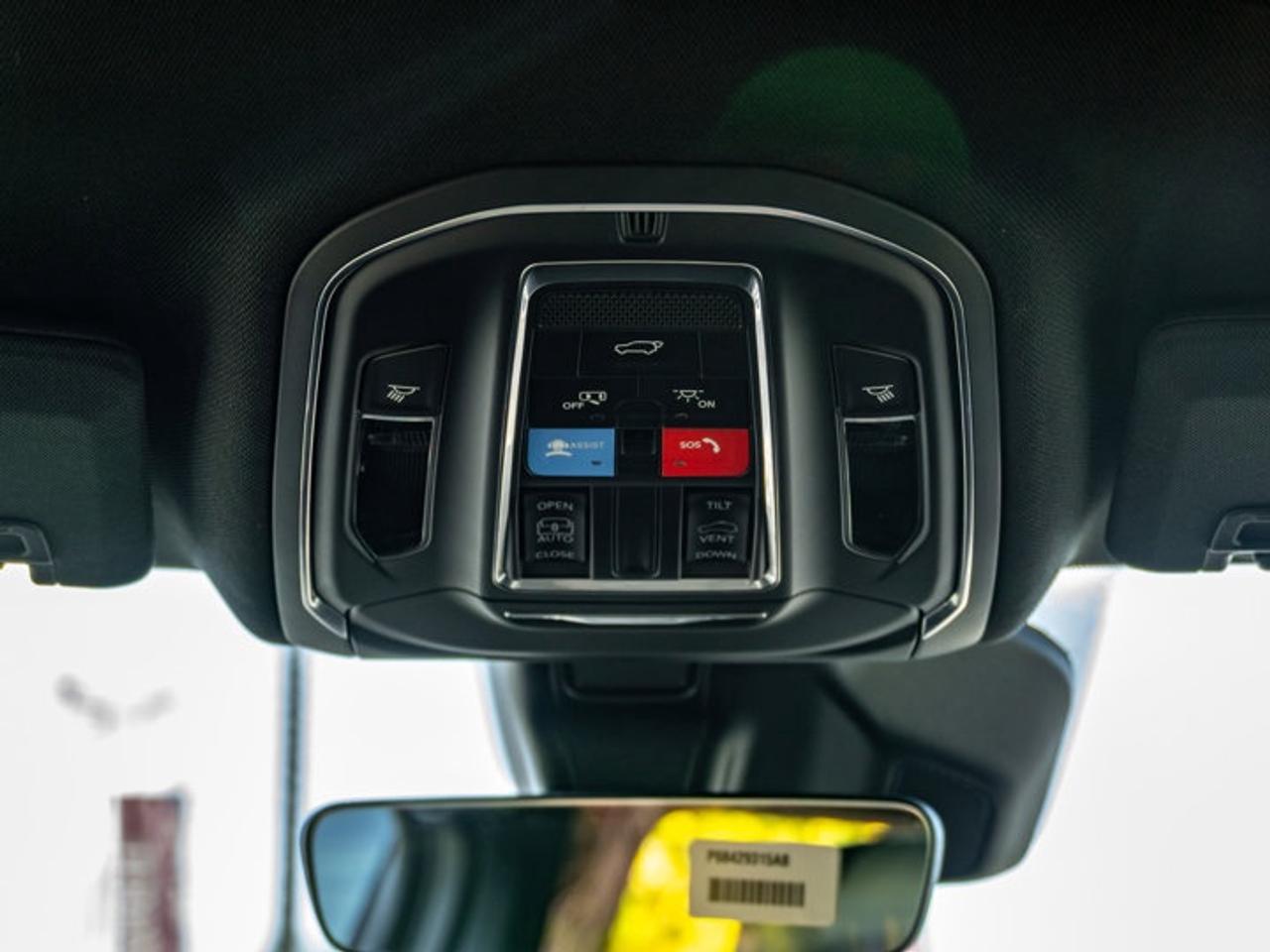 2025 Jeep Grand Cherokee Altitude Photo