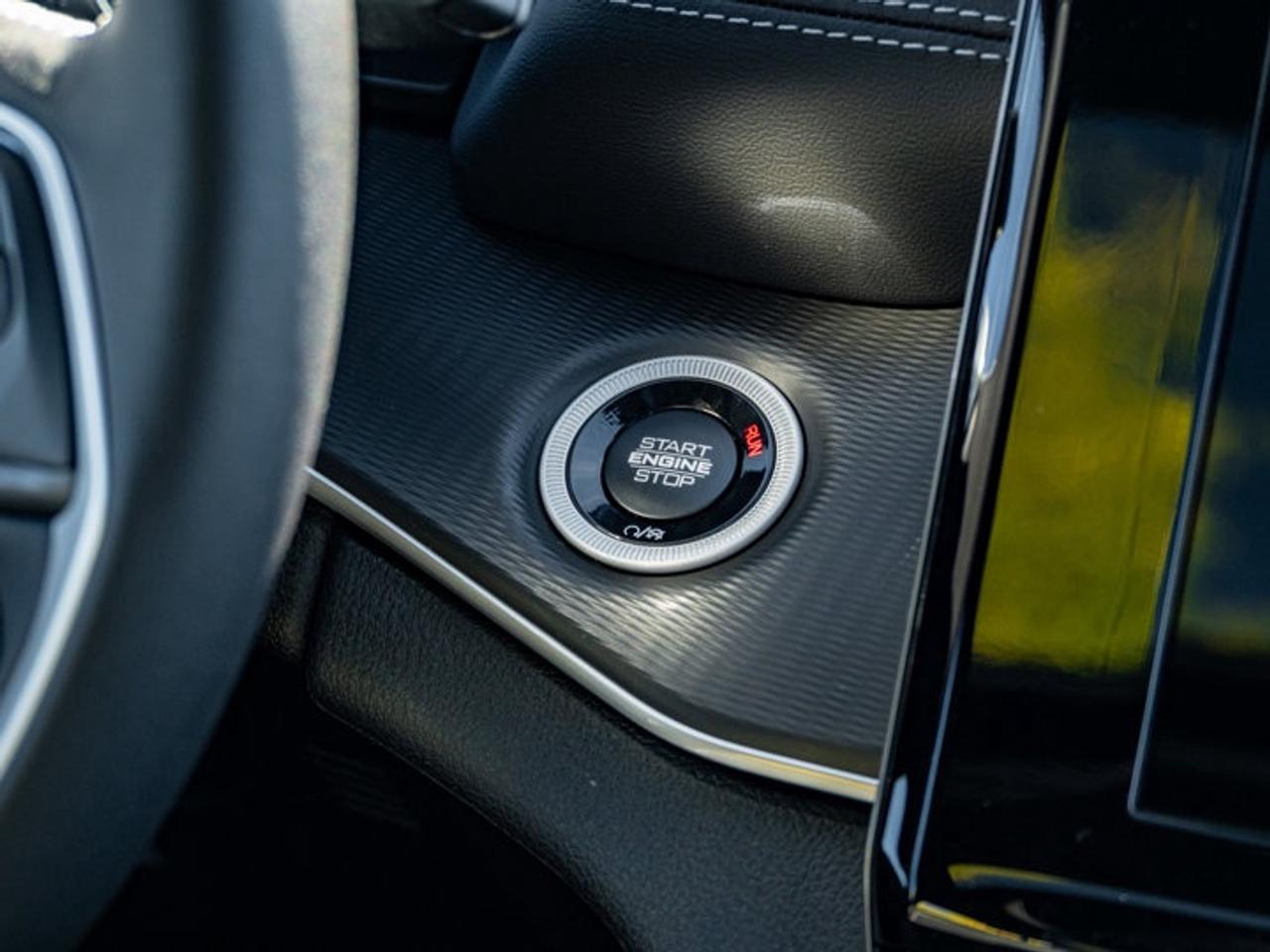 2025 Jeep Grand Cherokee Altitude Photo