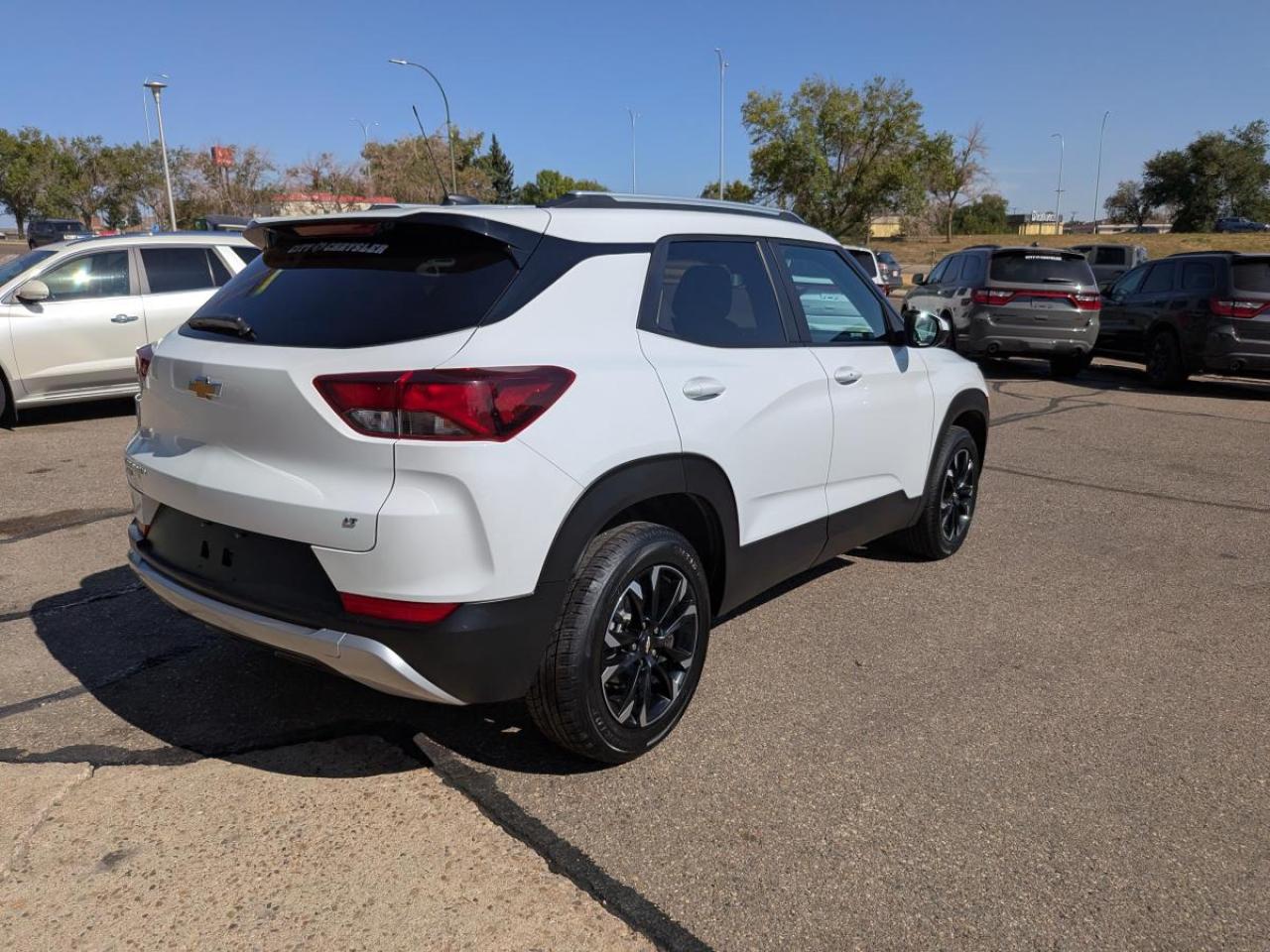 2023 Chevrolet TrailBlazer AWD 4dr LT Photo