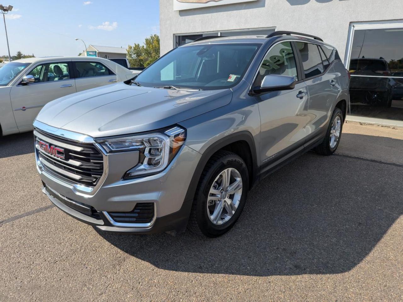 2024 GMC Terrain AWD 4DR SLE Photo2