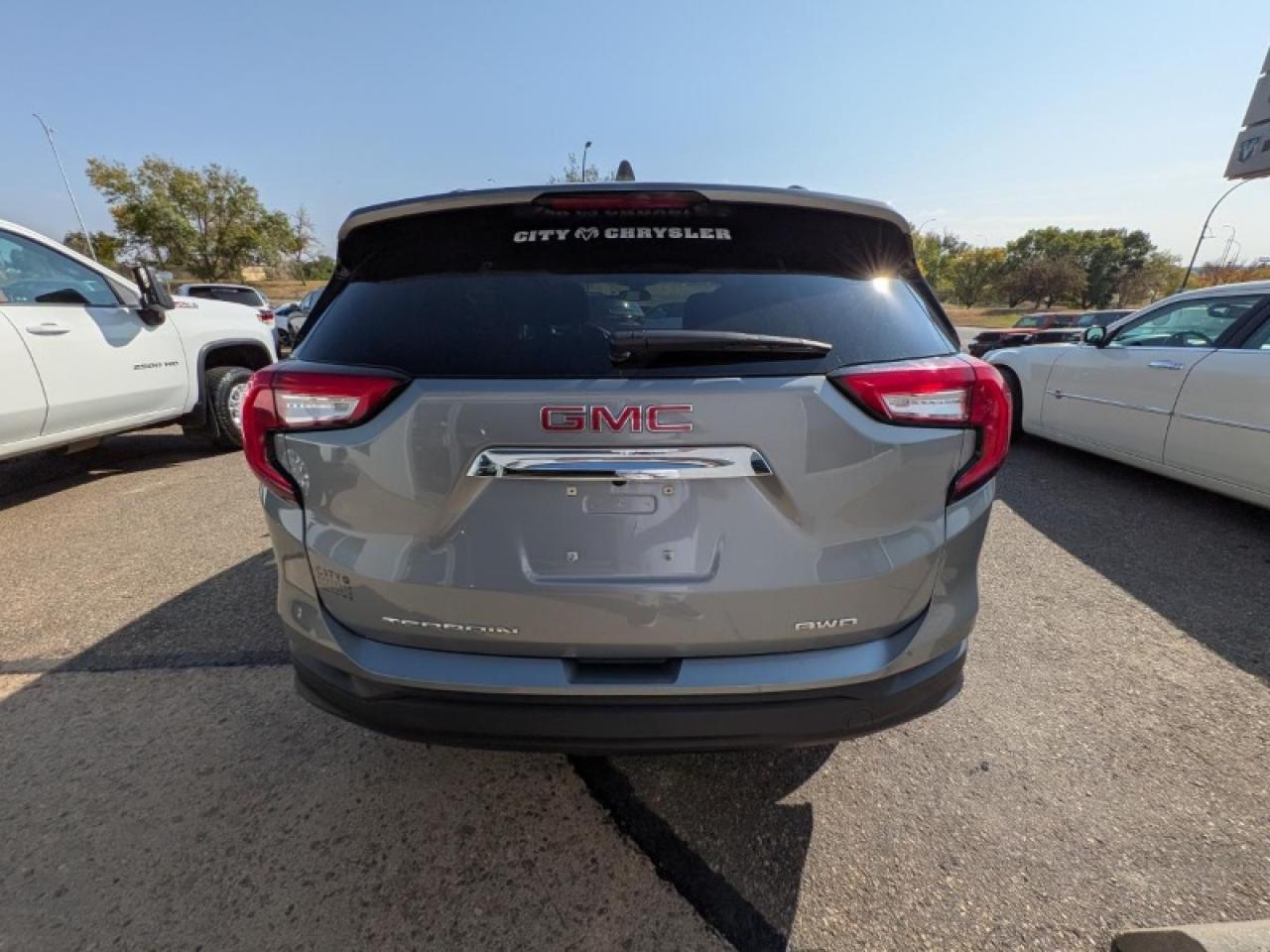 2024 GMC Terrain SLE Photo