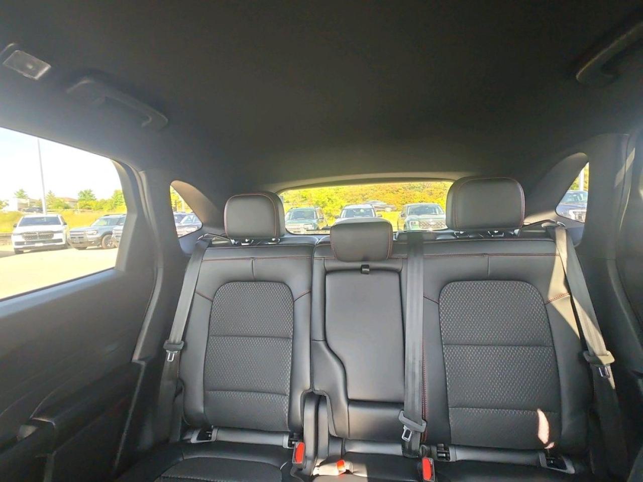 2025 Ford Escape ST-Line Photo5
