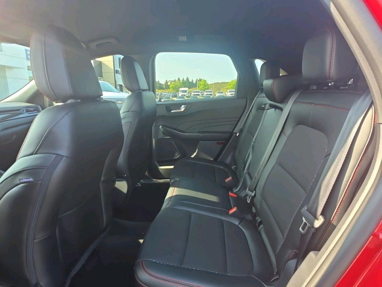 2025 Ford Escape ST-Line Photo5