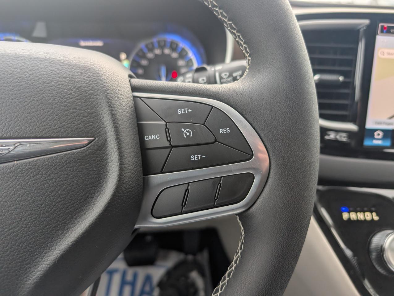 2024 Dodge Grand Caravan SXT Photo