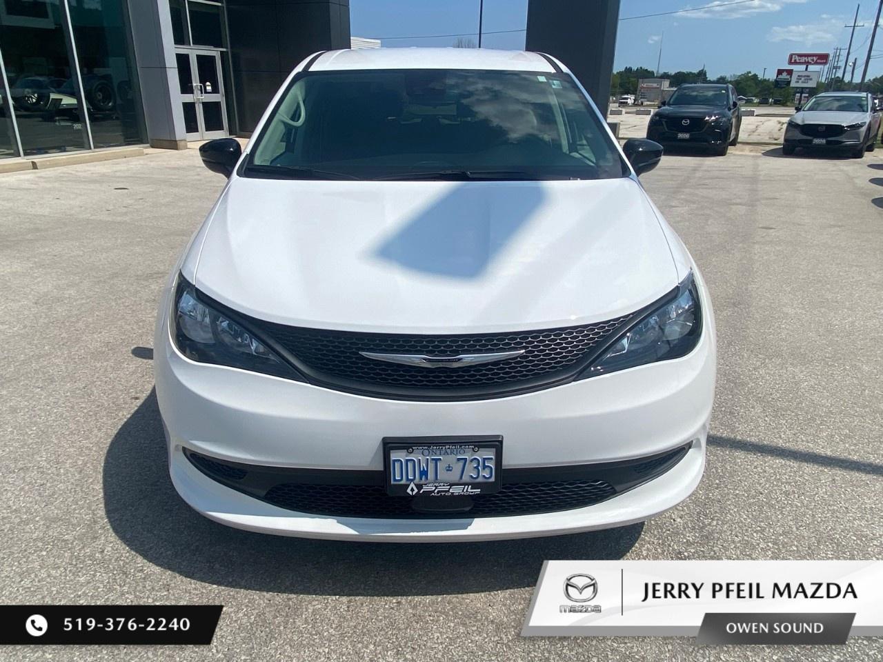 2024 Dodge Grand Caravan SXT 2WD Photo