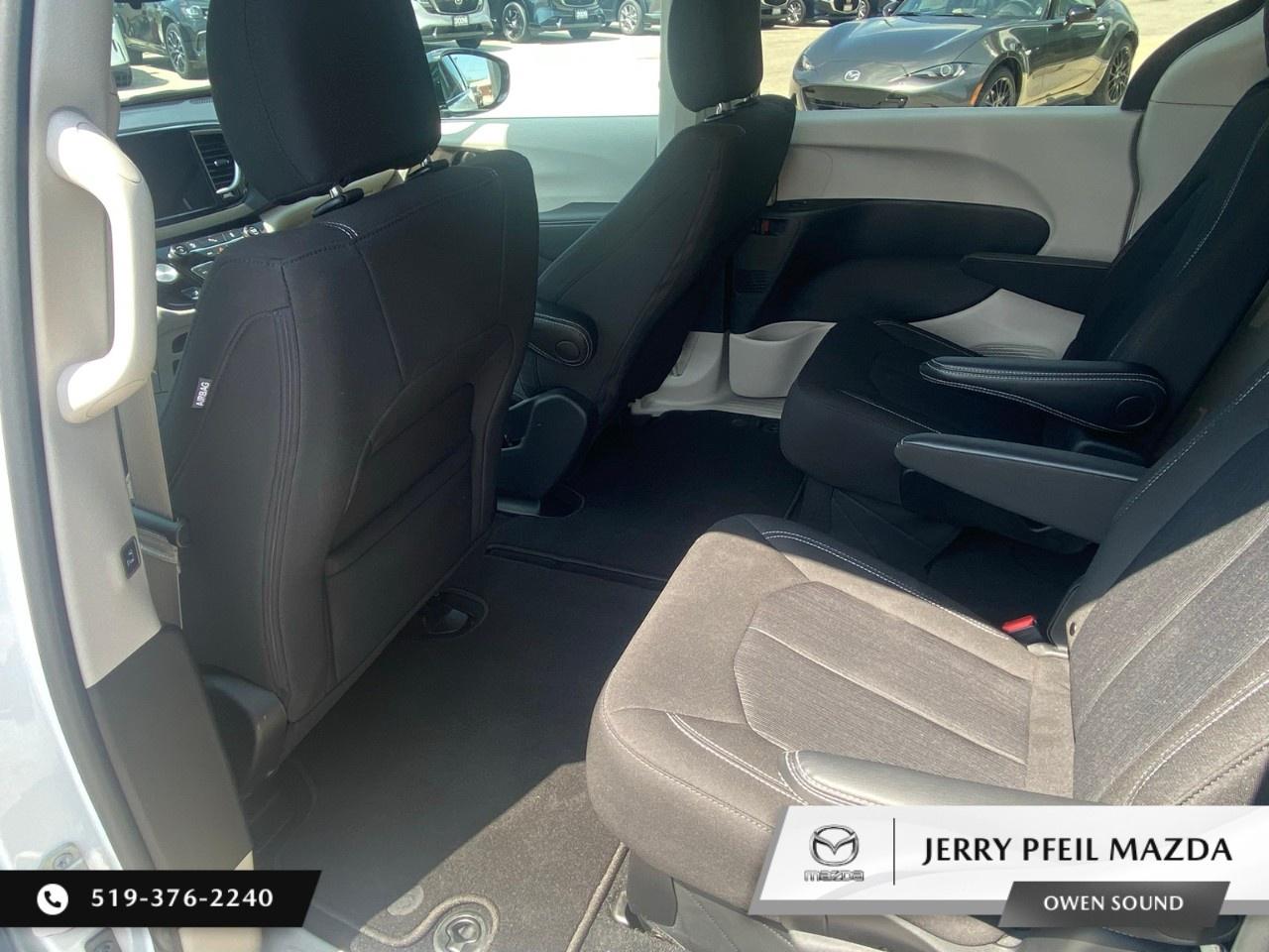 2024 Dodge Grand Caravan SXT 2WD Photo