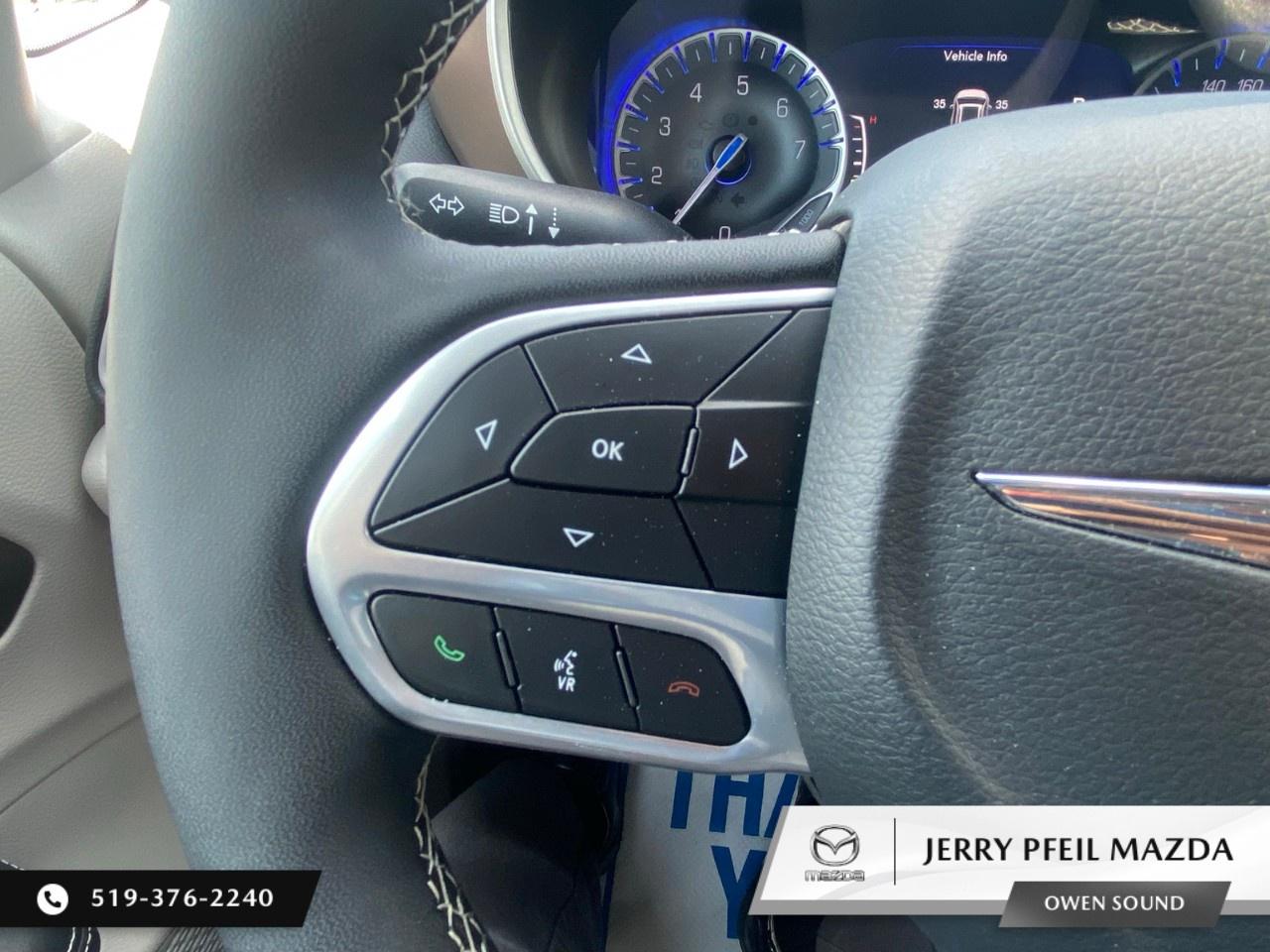 2024 Dodge Grand Caravan SXT 2WD Photo