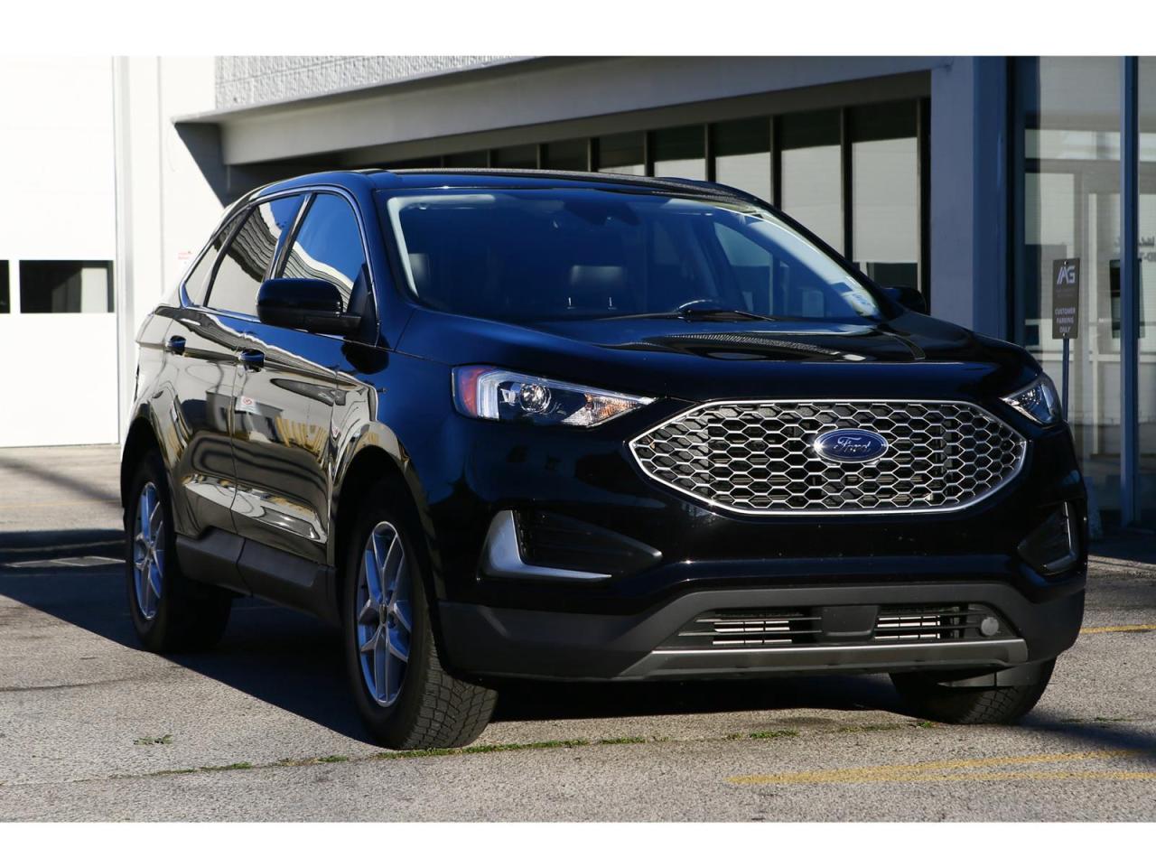 2023 Ford Edge SEL - AWD - Navigation - Leather Seats - Apple Car Play - Dual Zone Climate - Adaptive Cruise Photo