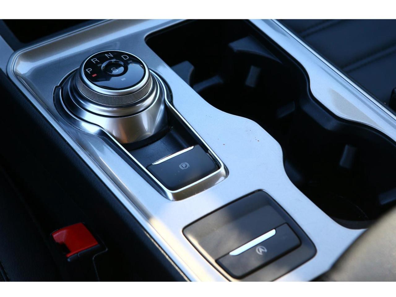 2023 Ford Edge SEL - AWD - Navigation - Leather Seats - Apple Car Play - Dual Zone Climate - Adaptive Cruise Photo