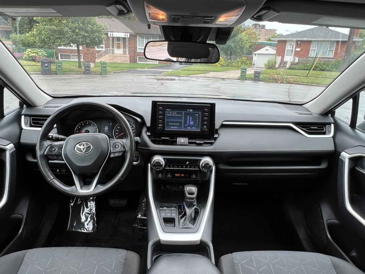 2020 Toyota RAV4 XLE AWD - Photo #12