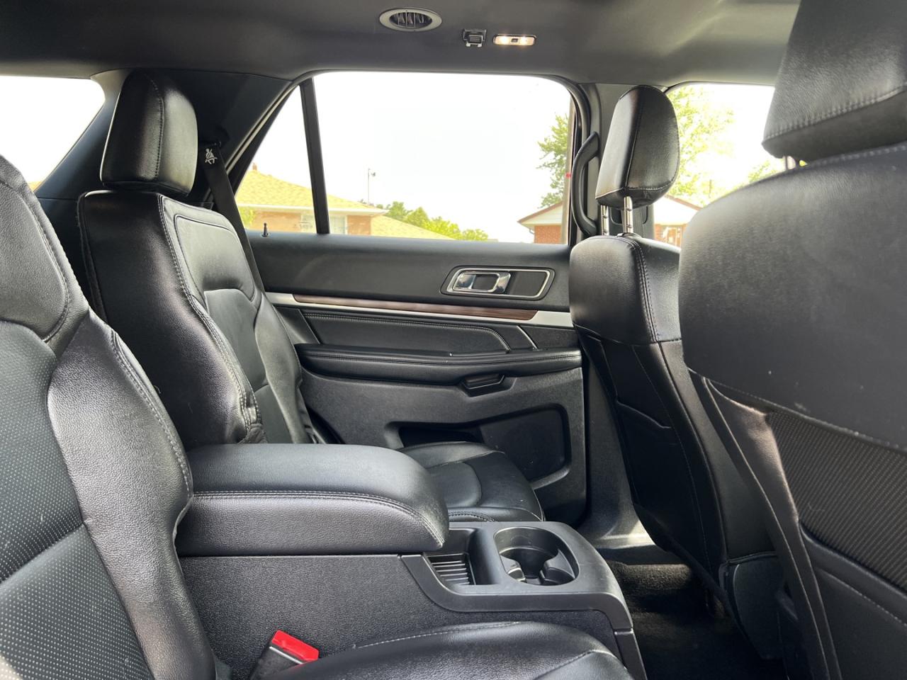 2019 Ford Explorer Limited 4WD - Photo #11
