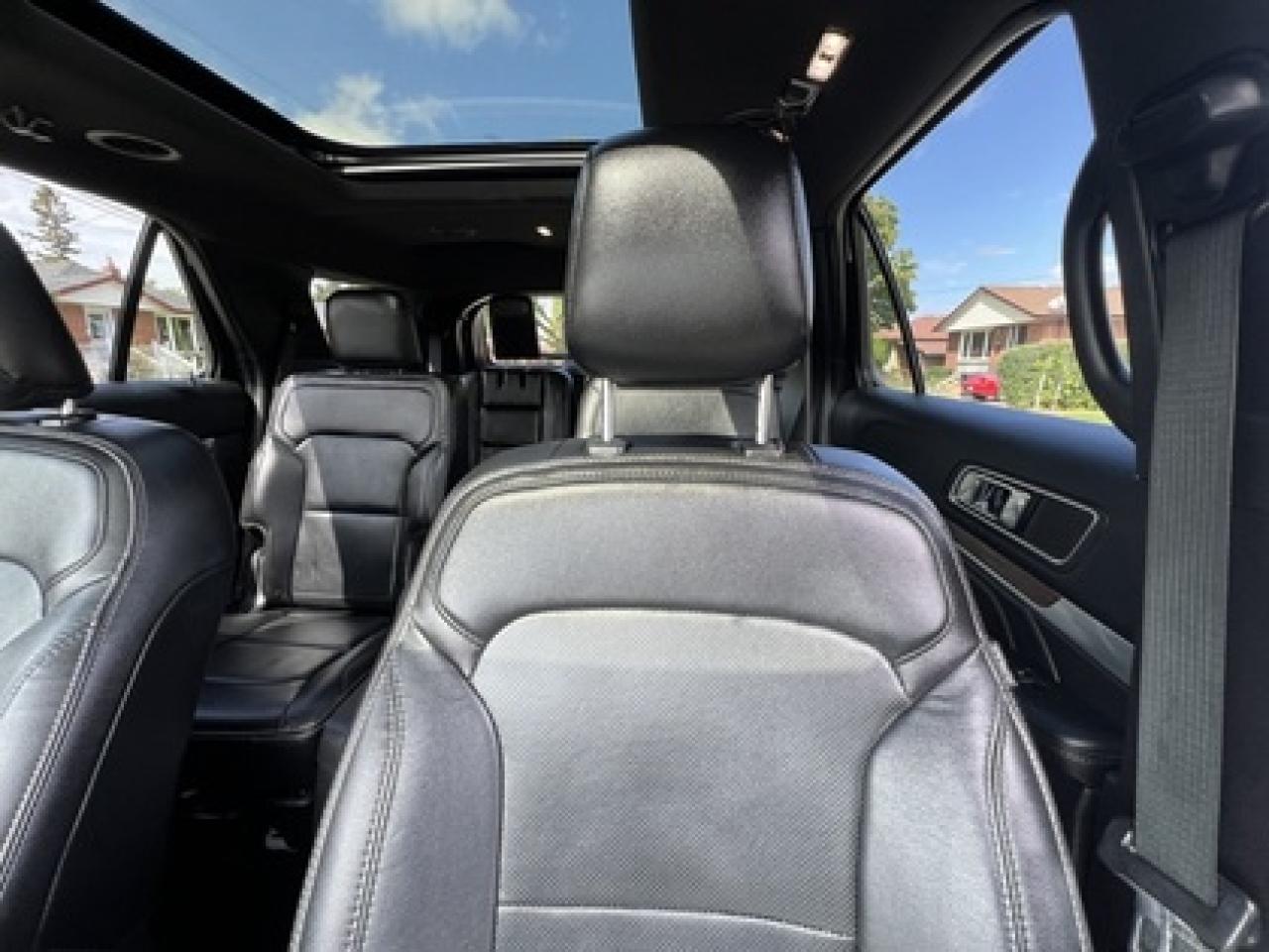 2019 Ford Explorer Limited 4WD Photo