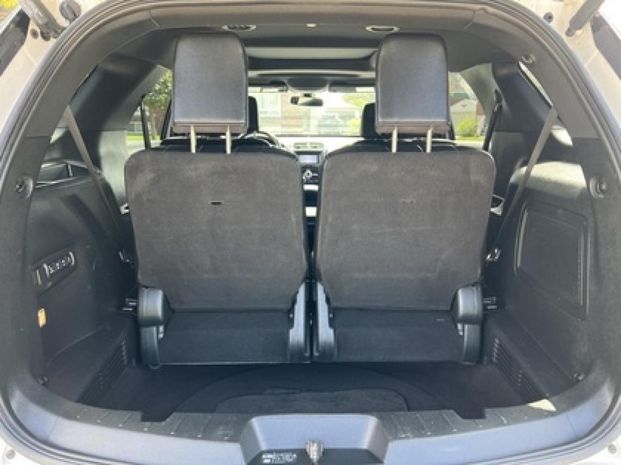 2019 Ford Explorer Limited 4WD Photo