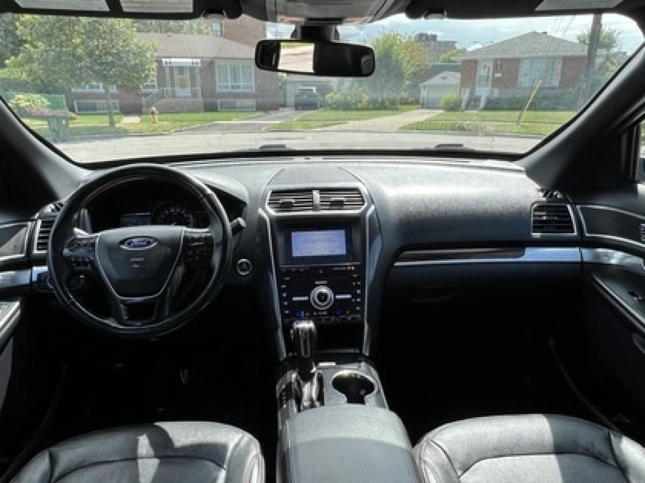 2019 Ford Explorer Limited 4WD Photo