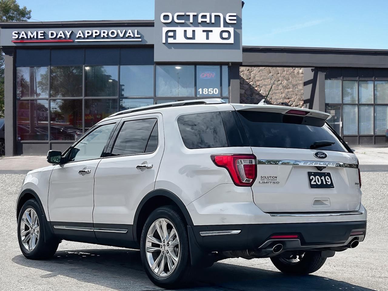 2019 Ford Explorer Limited 4WD Photo