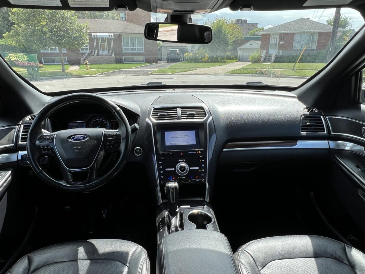 2019 Ford Explorer Limited 4WD Photo