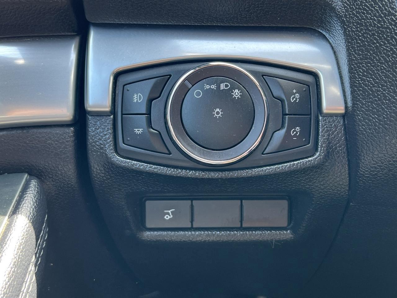 2019 Ford Explorer Limited 4WD Photo