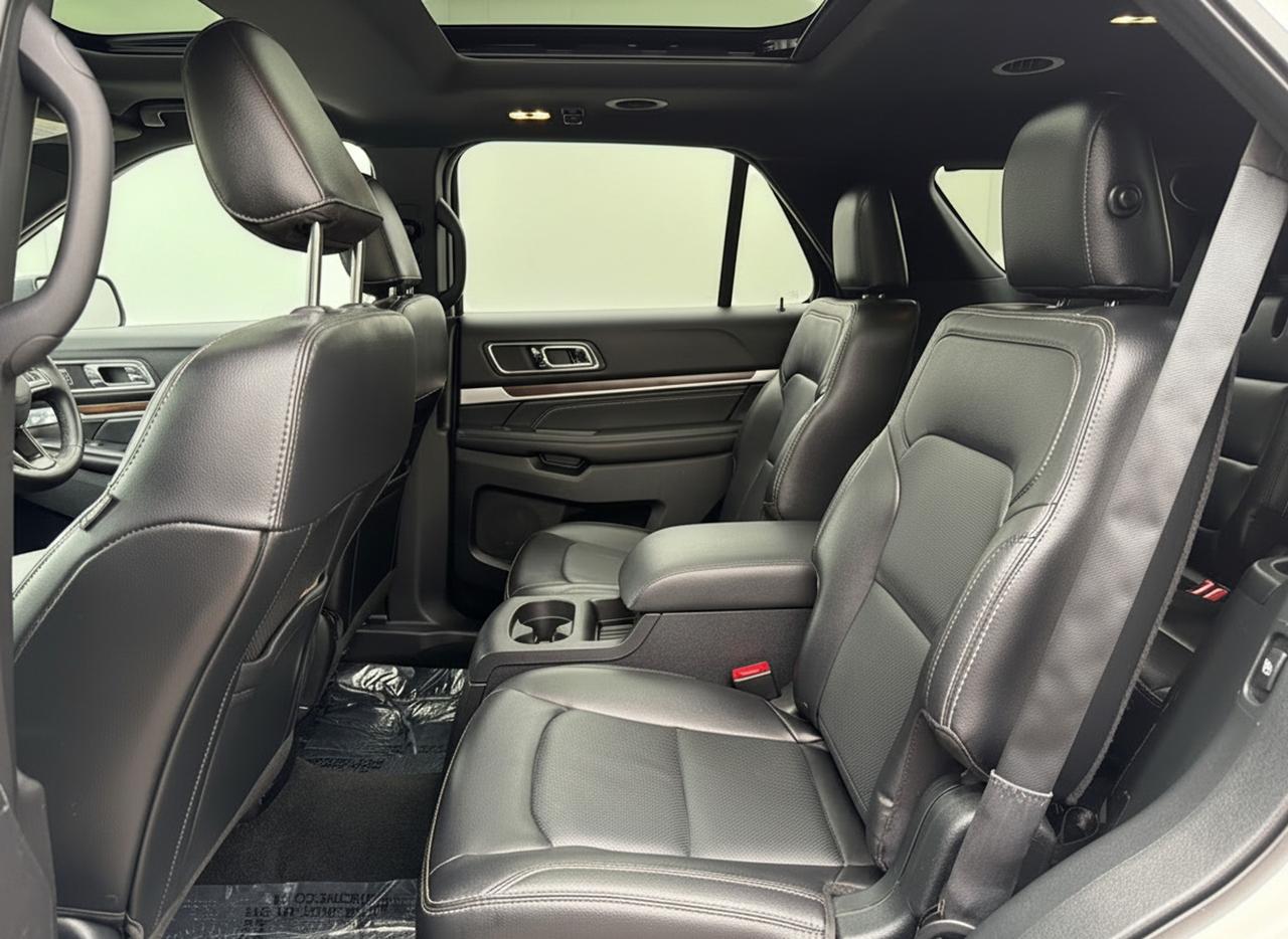 2019 Ford Explorer Limited 4WD Photo