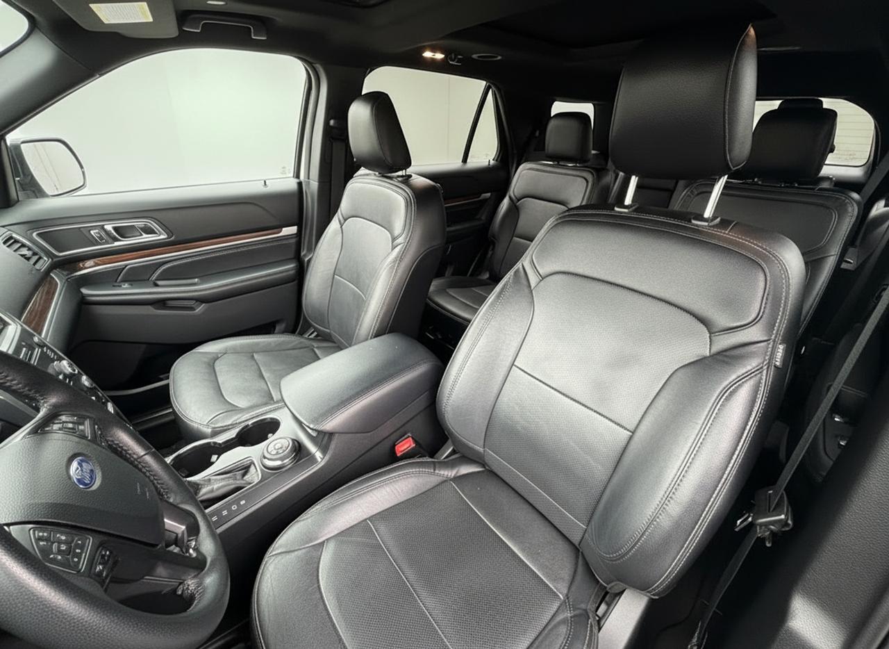 2019 Ford Explorer Limited 4WD Photo