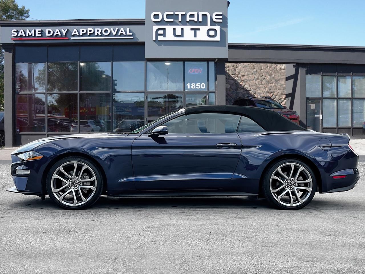 2018 Ford Mustang EcoBoost Premium Convertible Photo3