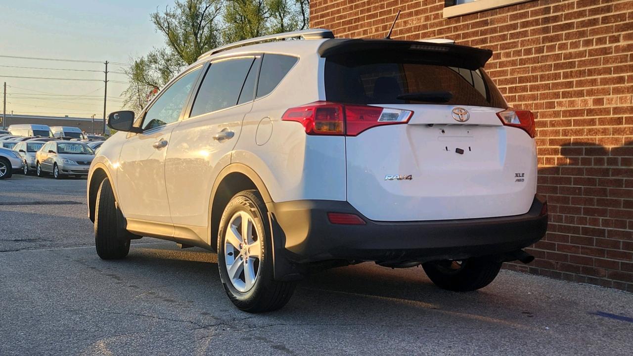 2014 Toyota RAV4 AWD 4dr XLE Photo