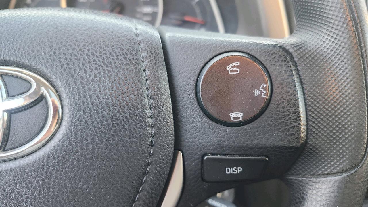 2014 Toyota RAV4 AWD 4dr XLE Photo