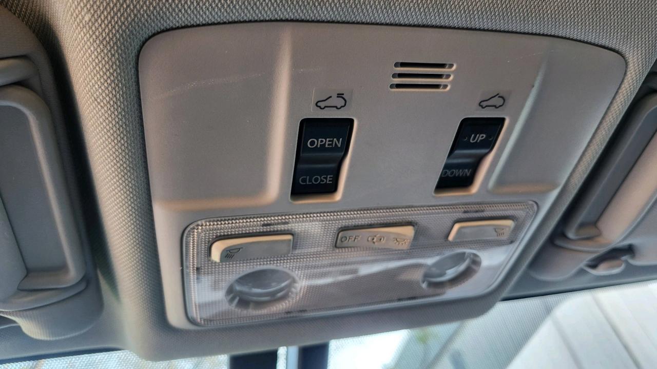 2015 Toyota RAV4 AWD 4dr Limited Photo