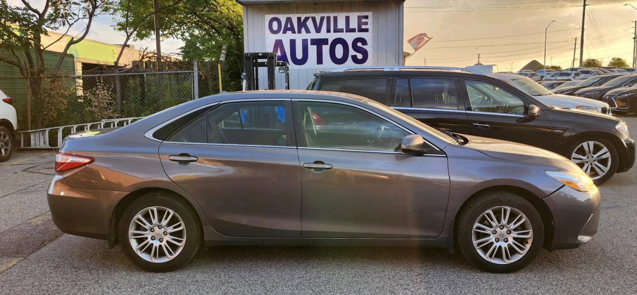 2015 Toyota Camry 4DR SDN I4 AUTO SE Photo