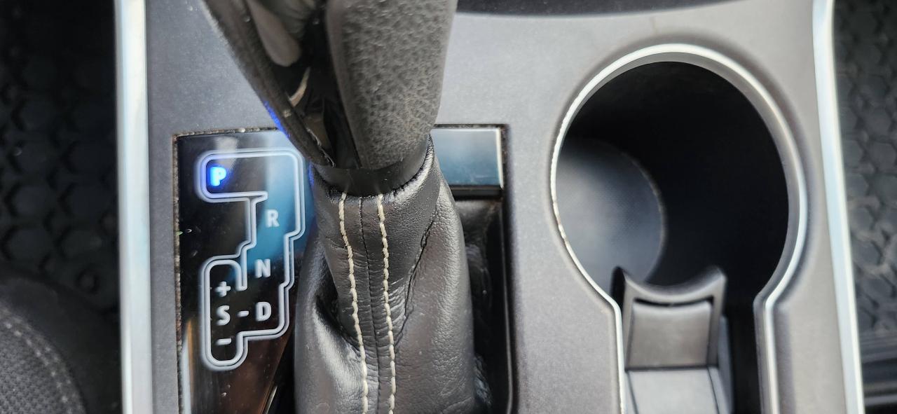 2015 Toyota Camry 4DR SDN I4 AUTO SE Photo