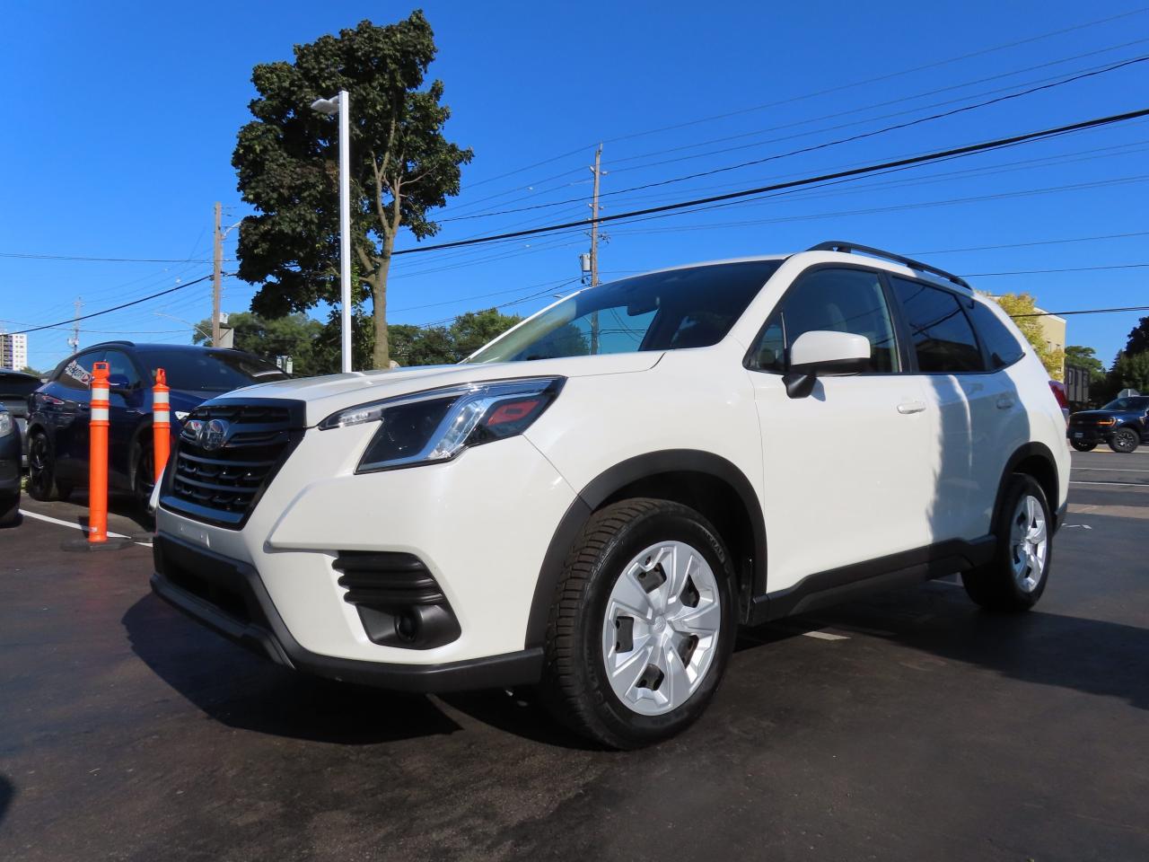2023 Subaru Forester AWD - Reverse Camera - Heated Seats !! Photo3