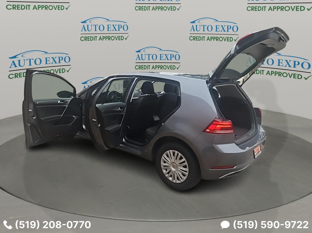 2019 Volkswagen Golf Comfortline 5door,Auto,A/C,Low Kms,Certified,1.4 L Photo