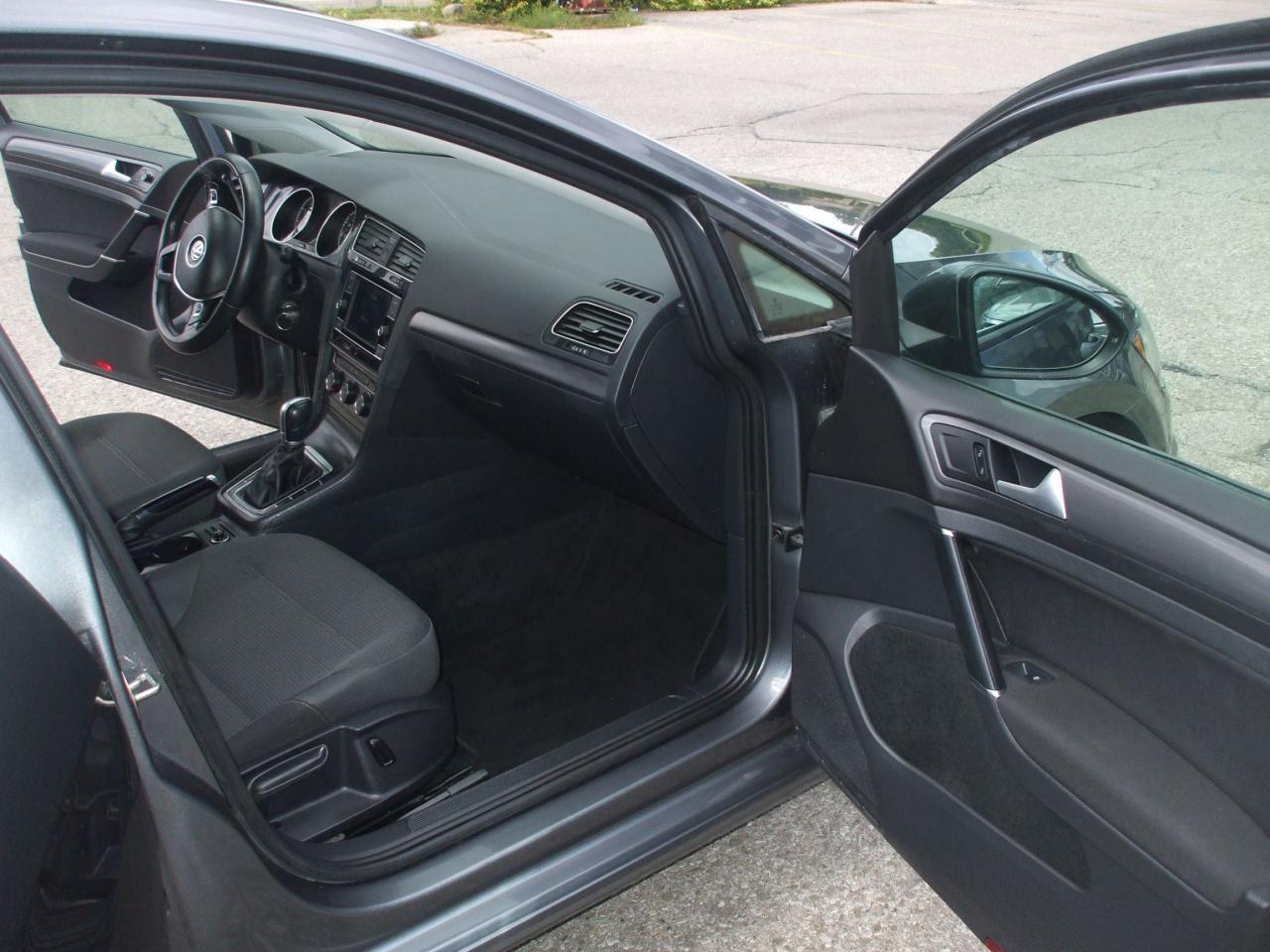 2019 Volkswagen Golf Comfortline 5door,Auto,A/C,Low Kms,Certified,1.4 L
