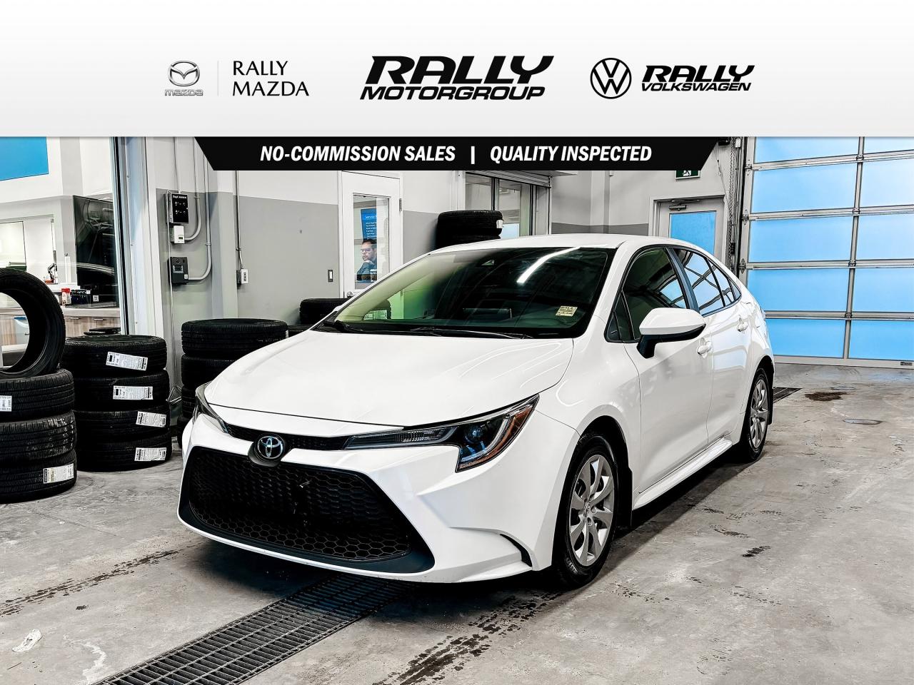 Fuel Economic! Cloth seats Backup camera, bluetooth and so much more!